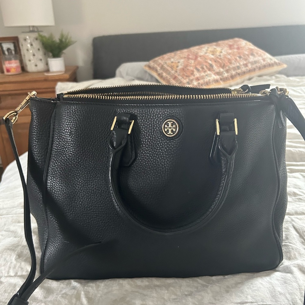 Tory Burch black leather tote - Picture 6 of 7